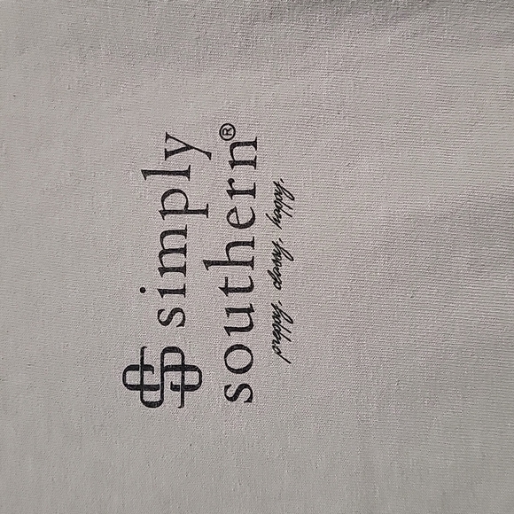 WOMENS SIMPLY SOUTHERN T-SHIRT COLOR GREY SHORT SLEEVES SIZE M LOGO - Picture 3 of 5